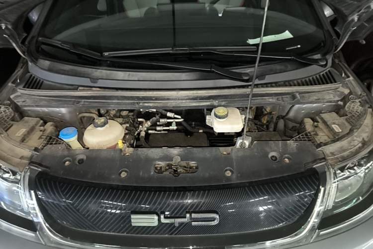 Used BYD Dolphin 2021 405 km Fashion Edition Engine Bay