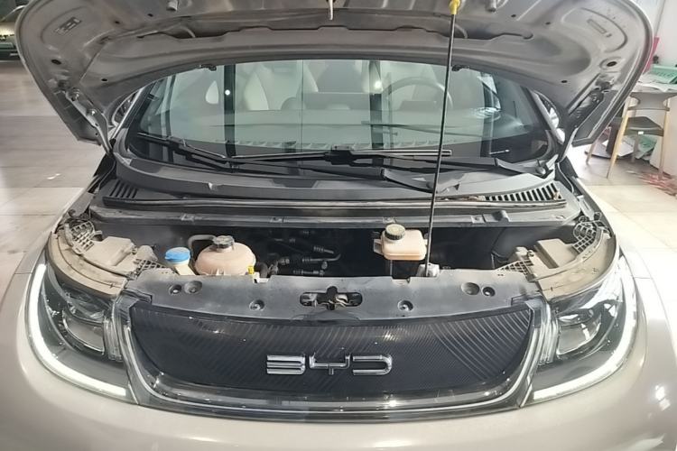 Used BYD Dolphin 2021 405 km Fashion Edition Engine Bay