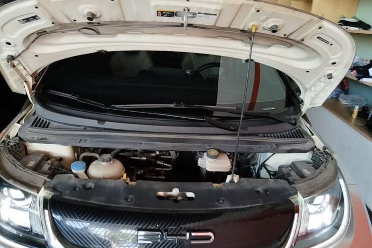Used BYD Dolphin 2021 405 km Fashion Edition Engine Bay