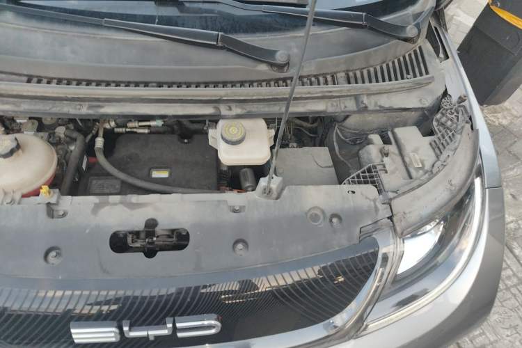 Used BYD Dolphin 2021 405 km Fashion Edition Engine Bay Left