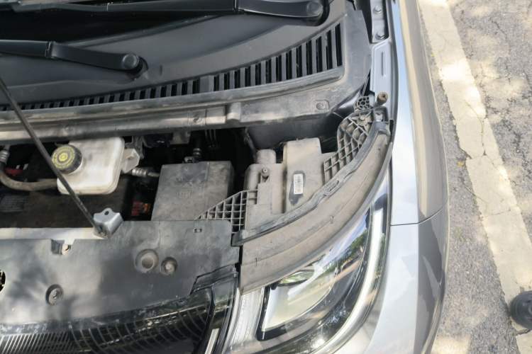 Used BYD Dolphin 2021 405 km Free Version Engine Bay Left