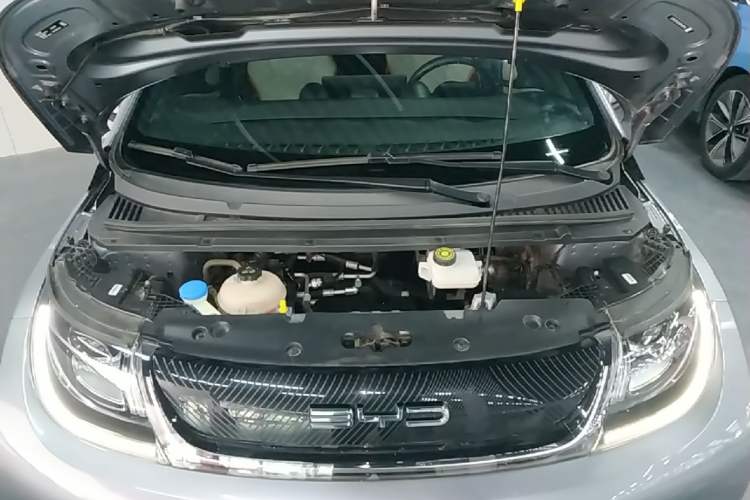 Used BYD Dolphin 2021 405 km Fashion Edition Engine Bay