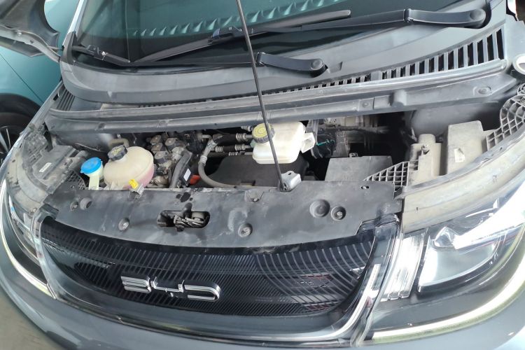 Used BYD Dolphin 2021 405 km Free Version Engine Bay