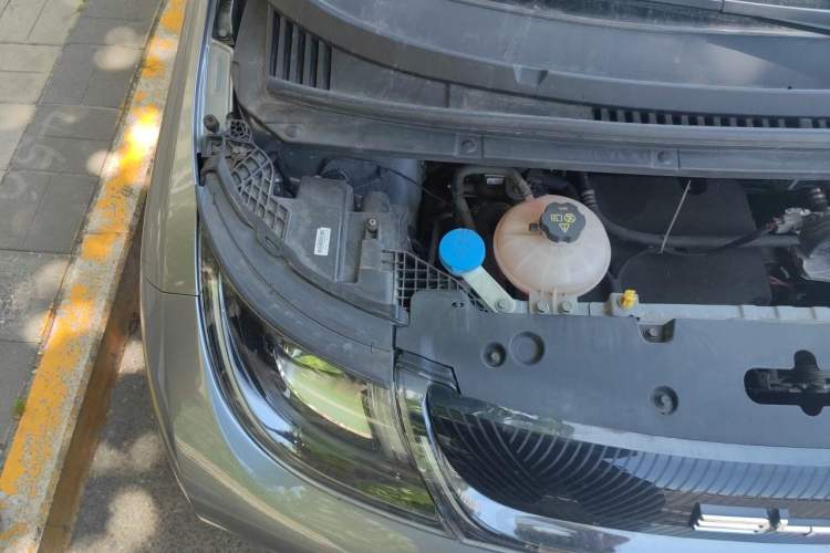 Used BYD Dolphin 2021 405 km Free Version Engine Bay Right