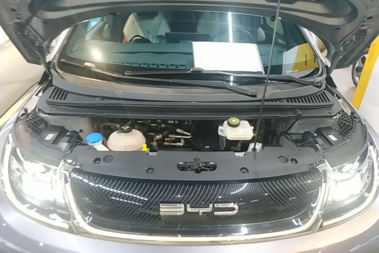 Used BYD Dolphin 2021 405 km Fashion Edition Engine Bay