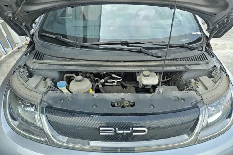 Used BYD Dolphin 2021 405 km Free Version Engine Bay