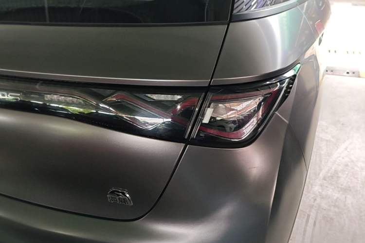 Used BYD Dolphin 2021 405 km Fashion Edition Exterior 2