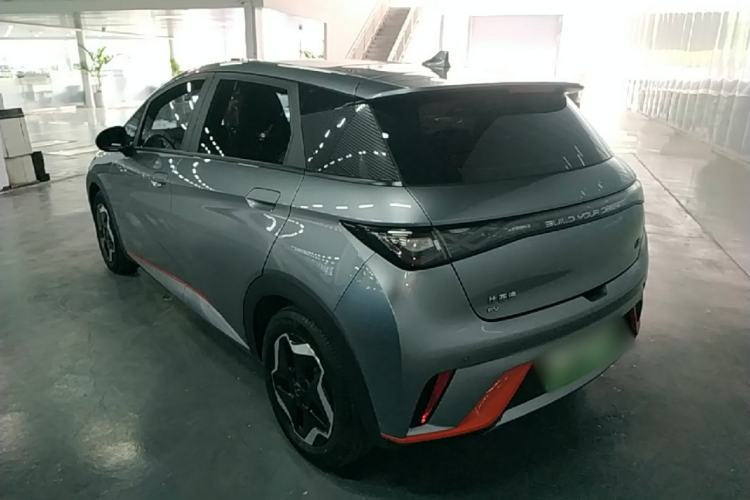 Used BYD Dolphin 2021 405 km Fashion Edition Exterior 2