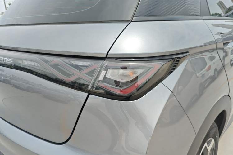 Used BYD Dolphin 2021 405 km Fashion Edition Exterior 3