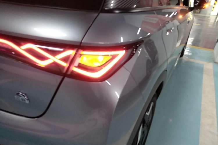 Used BYD Dolphin 2021 405 km Fashion Edition Exterior 3