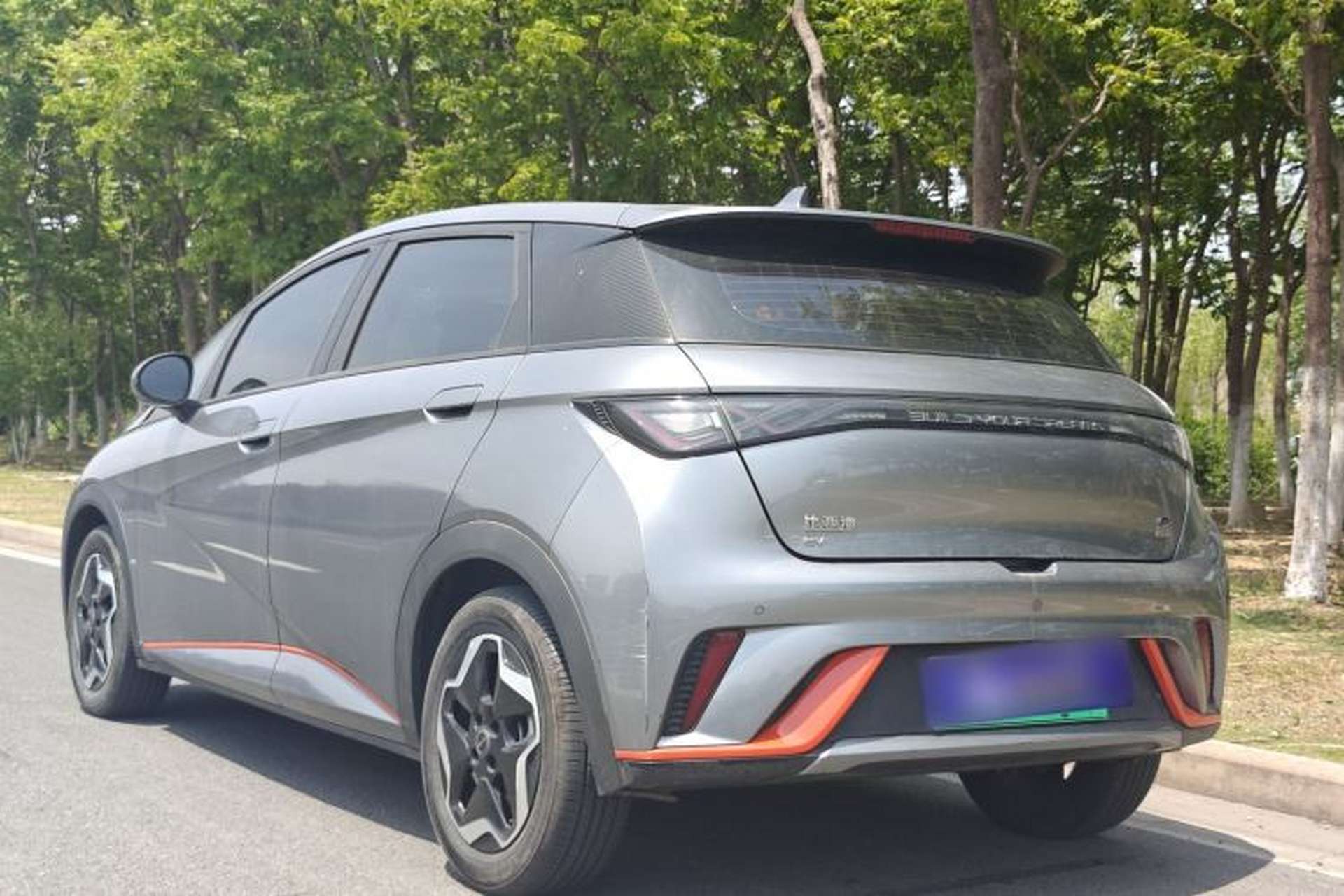 Used BYD Dolphin 2021 405 km Fashion Edition Exterior 4