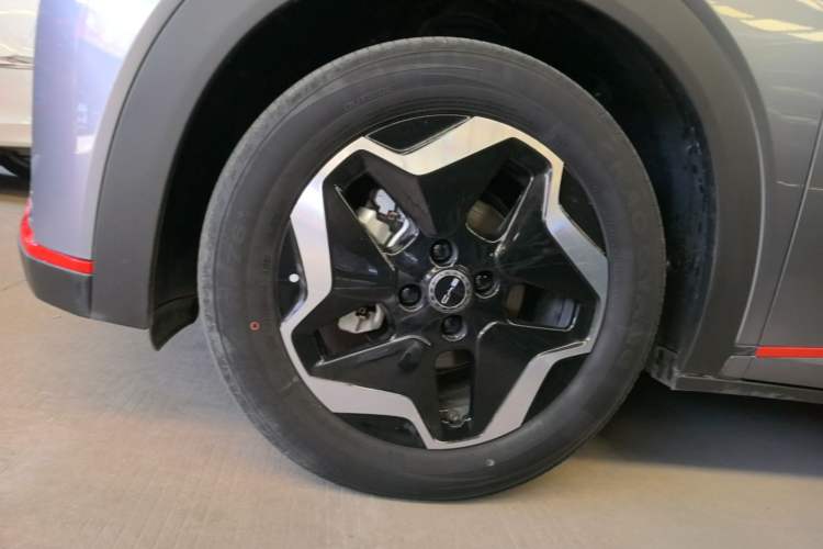 Used BYD Dolphin 2021 405 km Fashion Edition Exterior 4