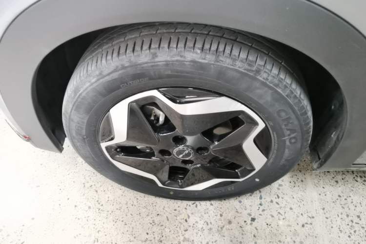 Used BYD Dolphin 2021 405 km Fashion Edition Exterior 4