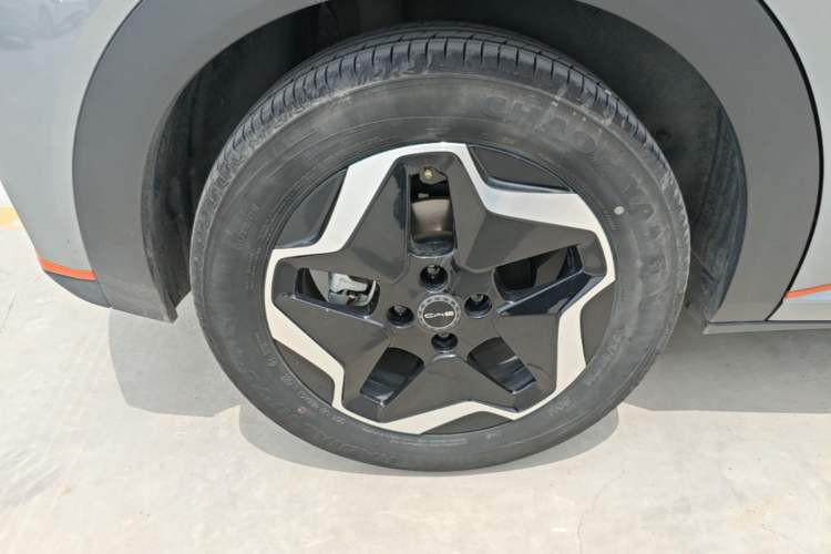 Used BYD Dolphin 2021 405 km Fashion Edition Exterior 5