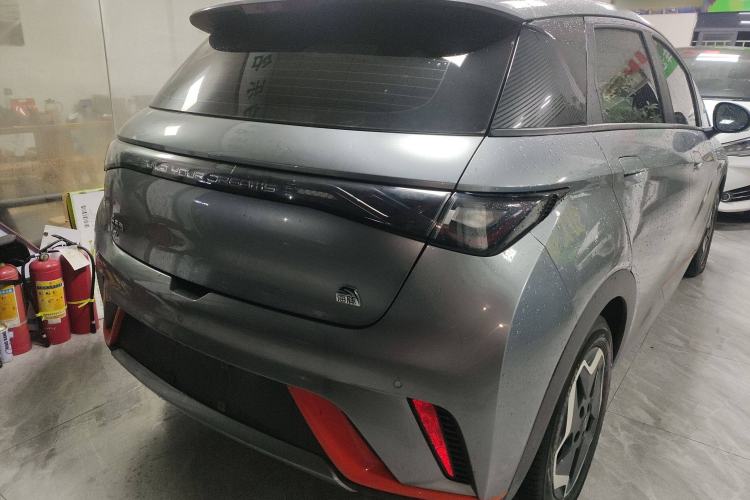 Used BYD Dolphin 2021 405 km Fashion Edition Exterior 5