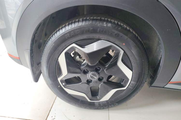 Used BYD Dolphin 2021 405 km Fashion Edition Exterior 5