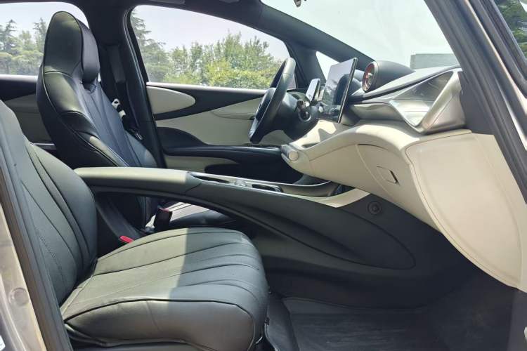 Used BYD Dolphin 2021 405 km Fashion Edition Exterior 8