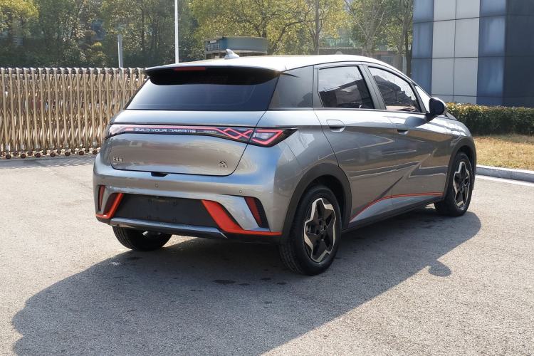 Used BYD Dolphin 2021 405 km Fashion Edition Exterior 9