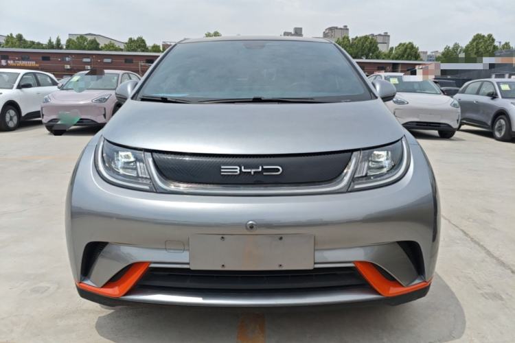 Used BYD Dolphin 2021 405 km Fashion Edition Front