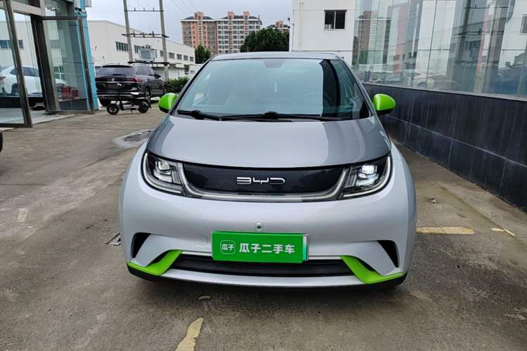 Used BYD Dolphin 2021 405 km Fashion Edition Front