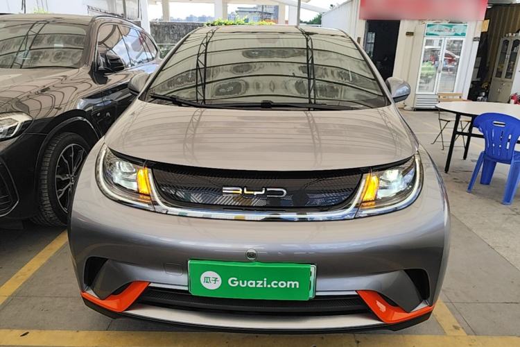 Used BYD Dolphin 2021 405 km Fashion Edition Front