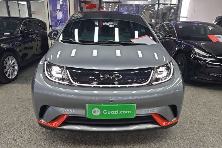 Used BYD Dolphin 2021 405 km Fashion Edition Front