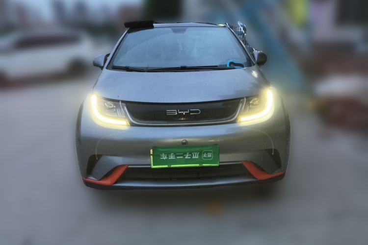 Used BYD Dolphin 2021 405 km Fashion Edition Front