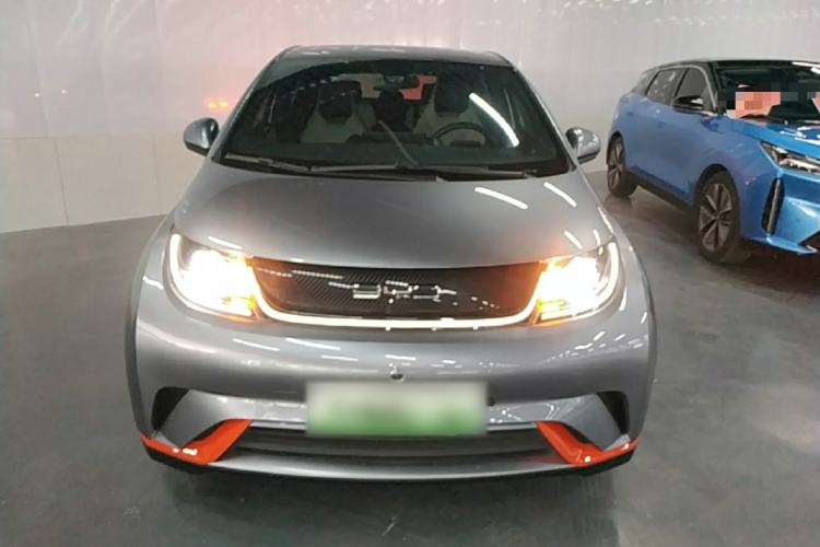 Used BYD Dolphin 2021 405 km Fashion Edition Front