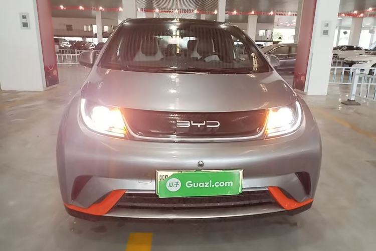Used BYD Dolphin 2021 405 km Fashion Edition Front