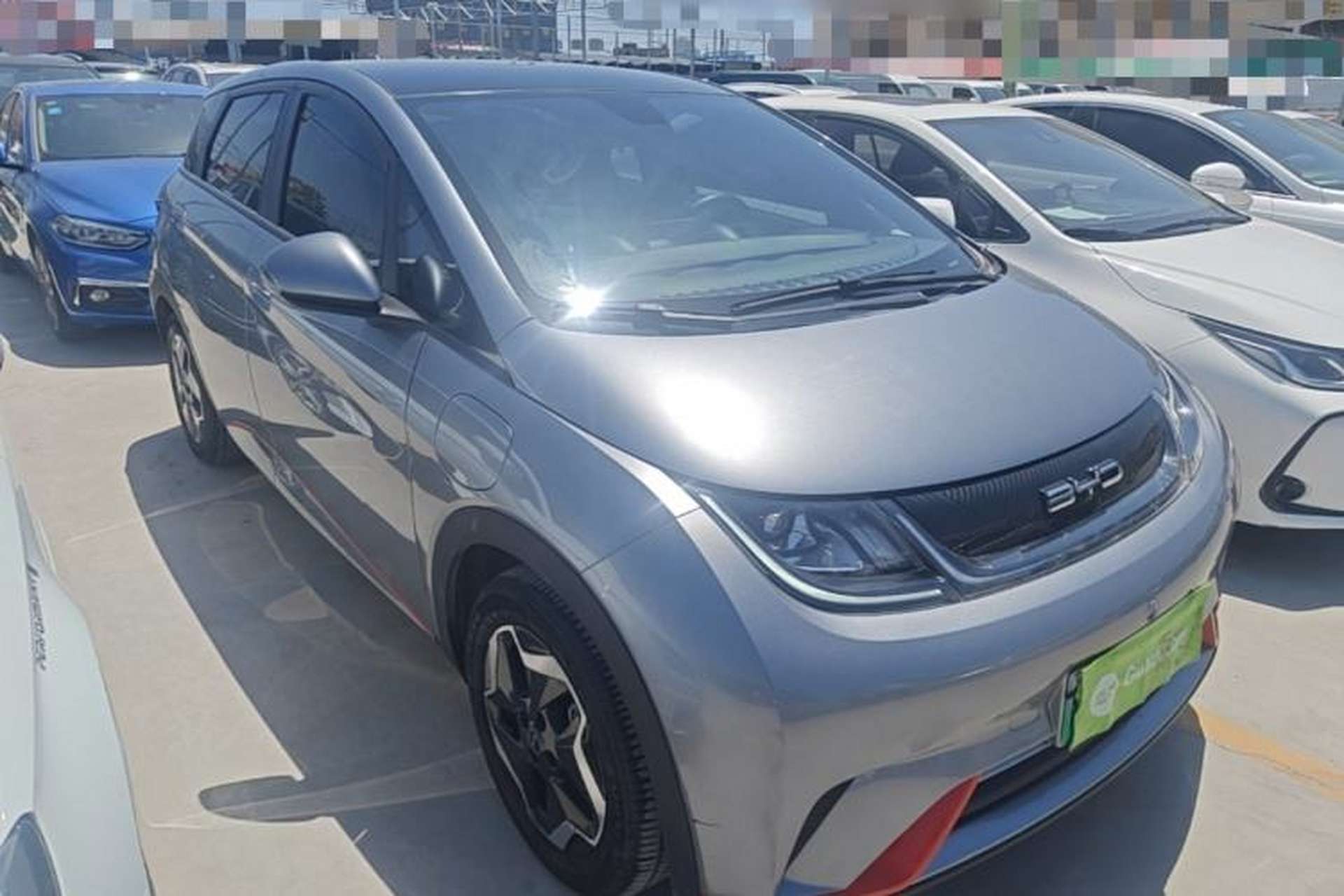 Used BYD Dolphin 2021 405 km Fashion Edition Front Right 45 Deg