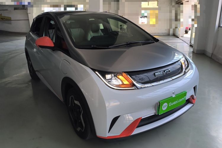 Used BYD Dolphin 2021 405 km Fashion Edition Front Right 45 Deg