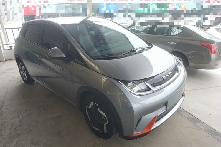 Used BYD Dolphin 2021 405 km Fashion Edition Front Right 45 Deg