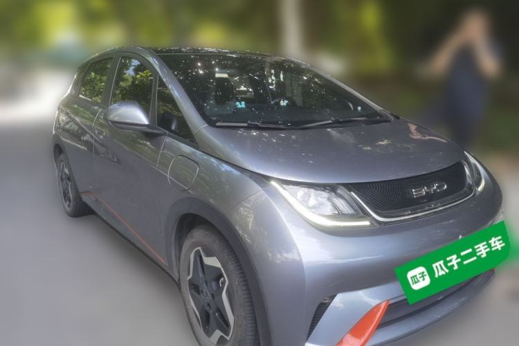 Used BYD Dolphin 2021 405 km Fashion Edition Front Right 45 Deg