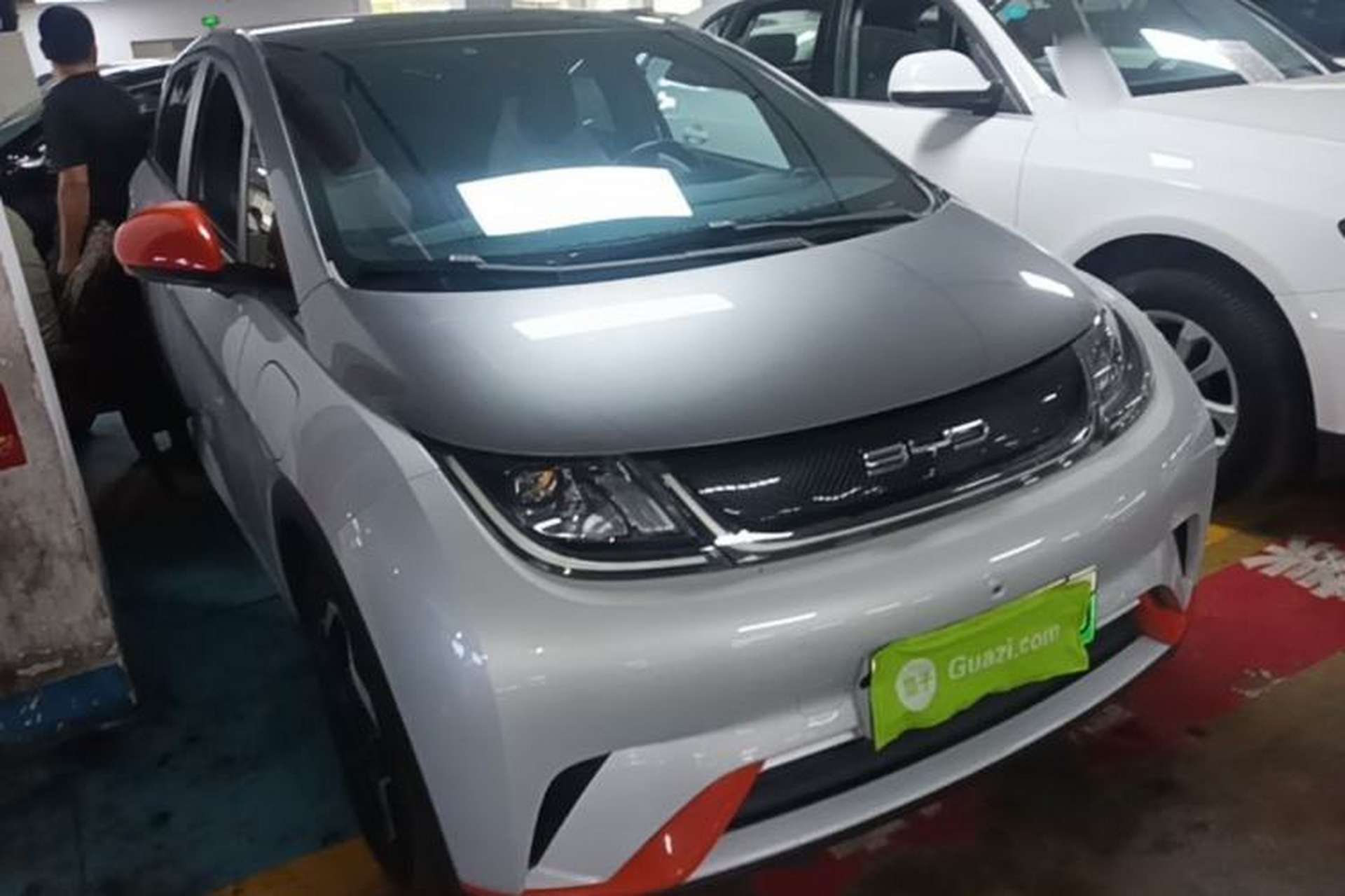 Used BYD Dolphin 2021 405 km Fashion Edition Front Right 45 Deg