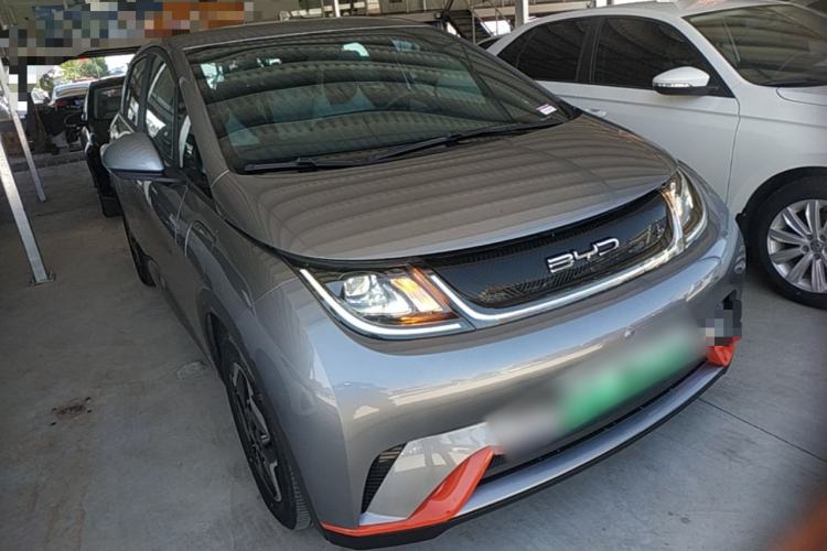 Used BYD Dolphin 2021 405 km Free Version Front Right 45 Deg