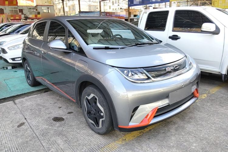 Used BYD Dolphin 2021 405 km Free Version Front Right 45 Deg