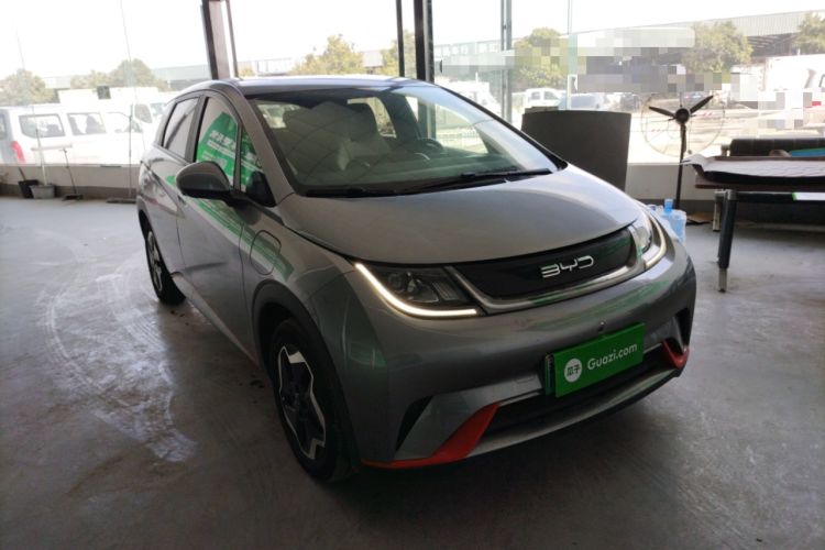 Used BYD Dolphin 2021 405 km Free Version Front Right 45 Deg
