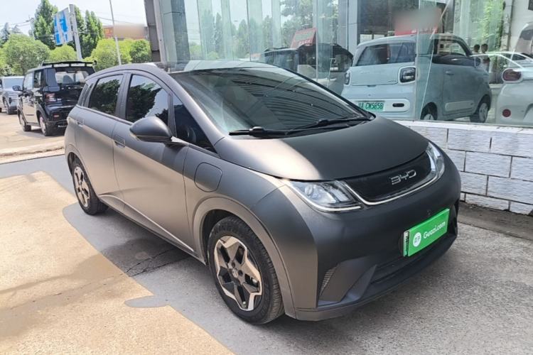 Used BYD Dolphin 2021 405 km Fashion Edition Front Right 45 Deg