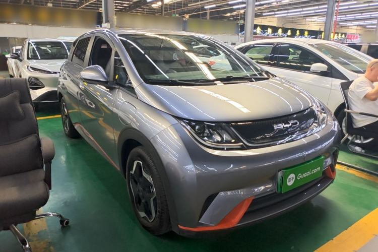 Used BYD Dolphin 2021 405 km Free Version Front Right 45 Deg