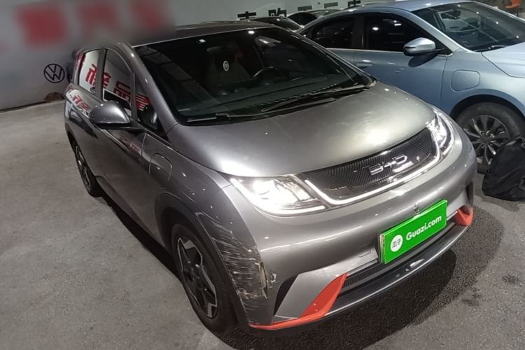 Used BYD Dolphin 2021 405 km Free Version Front Right 45 Deg
