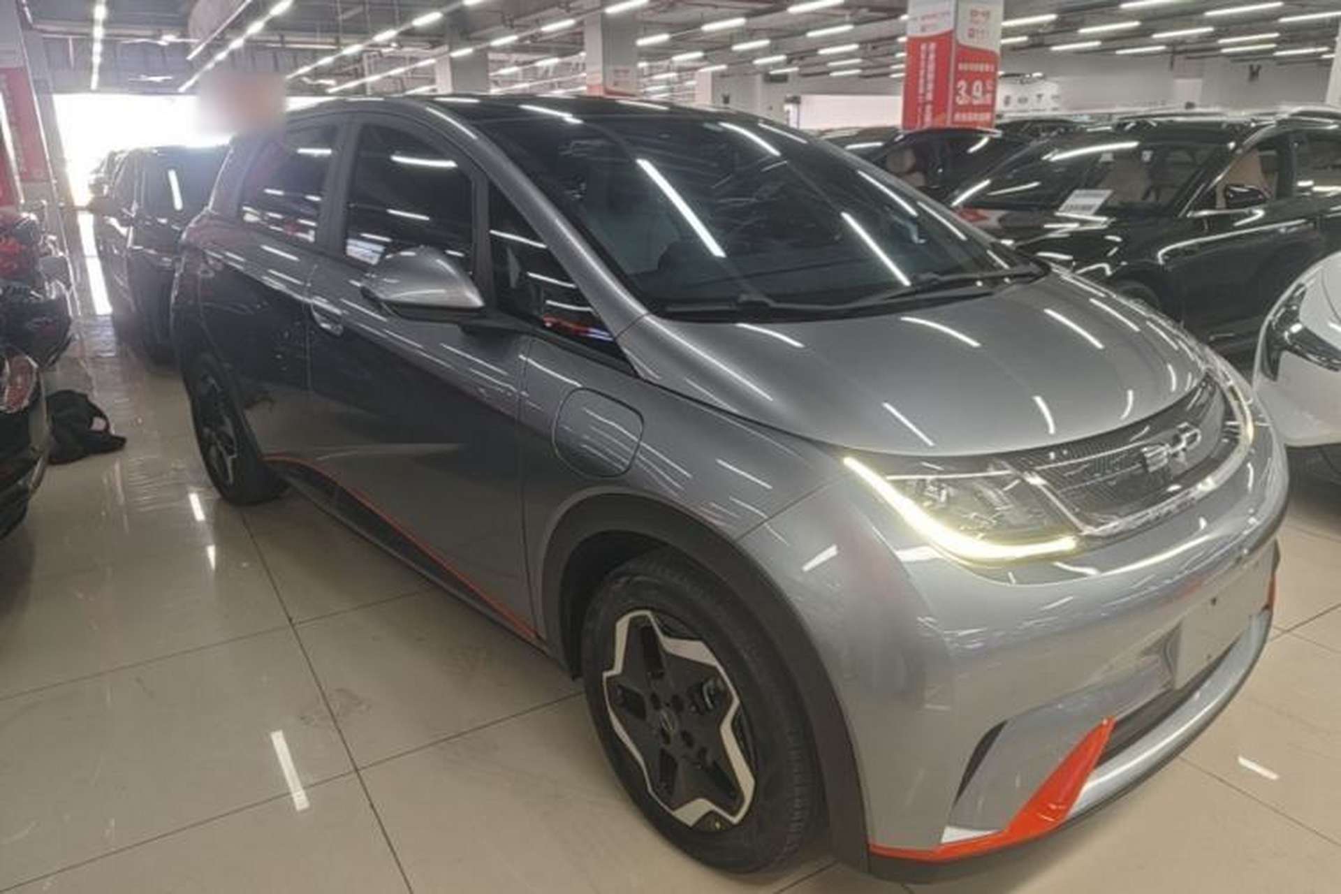 Used BYD Dolphin 2021 405 km Fashion Edition Front Right 45 Deg