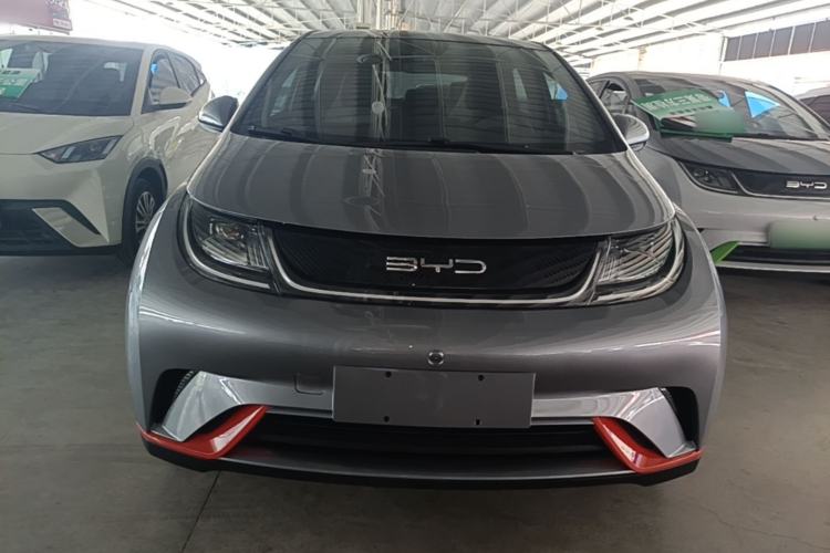 Used BYD Dolphin 2021 405 km Fashion Edition Front