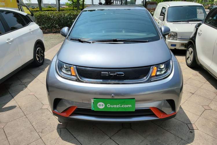 Used BYD Dolphin 2021 405 km Free Version Front