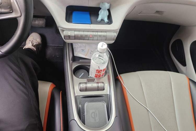 Used BYD Dolphin 2021 405 km Fashion Edition Gear Lever