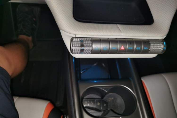 Used BYD Dolphin 2021 405 km Fashion Edition Gear Lever