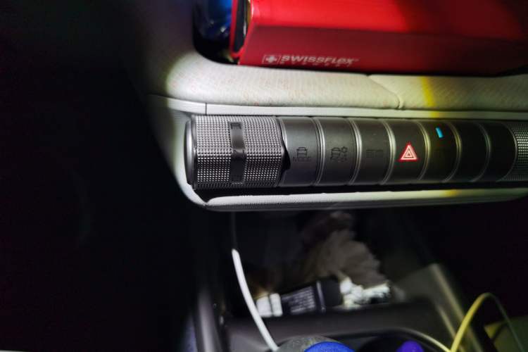 Used BYD Dolphin 2021 405 km Fashion Edition Gear Lever