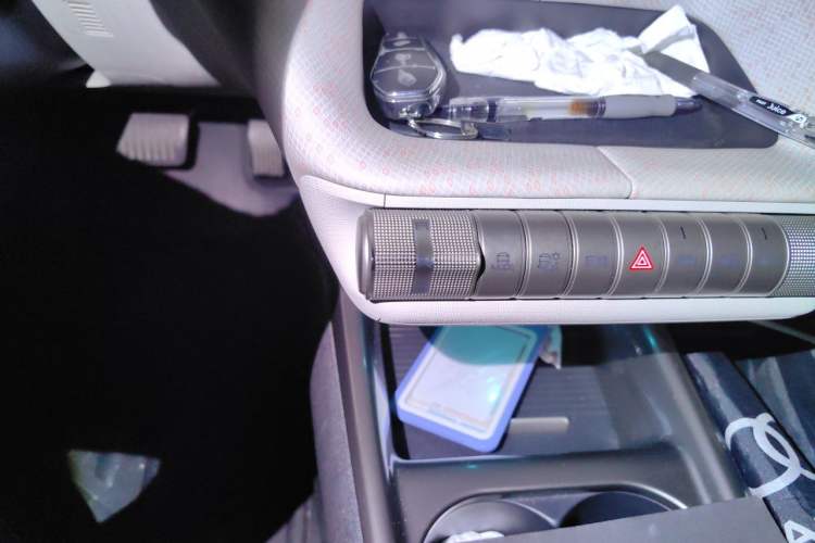 Used BYD Dolphin 2021 405 km Fashion Edition Gear Lever