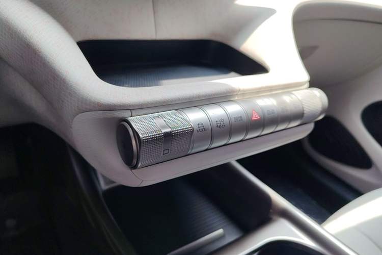 Used BYD Dolphin 2021 405 km Fashion Edition Gear Lever