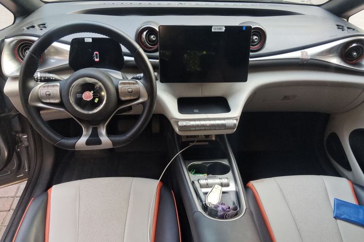 Used BYD Dolphin 2021 405 km Fashion Edition Interior 2