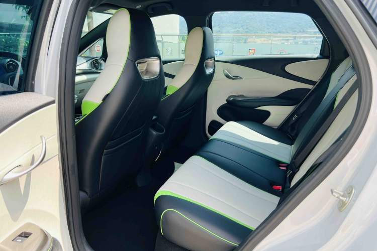 Used BYD Dolphin 2021 405 km Fashion Edition Interior 2